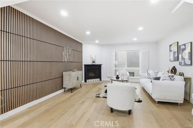 Detail Gallery Image 6 of 28 For 11119 Camarillo #104,  North Hollywood,  CA 91602 - 2 Beds | 2/1 Baths