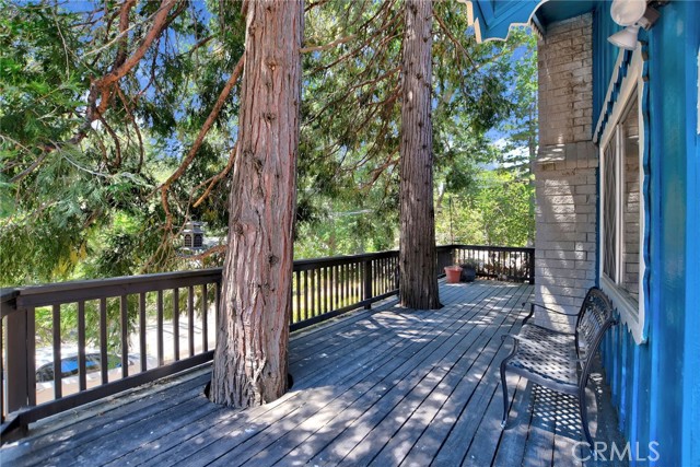 Detail Gallery Image 4 of 26 For 23874 Zuger Dr, Crestline,  CA 92325 - 3 Beds | 2 Baths