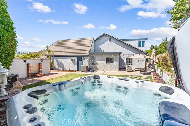 7880 E Samantha Circle, Anaheim CA: https://media.crmls.org/medias/662c28df-23f0-49b8-8fe5-12085d778477.jpg