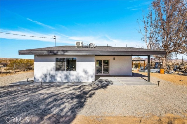 1421 Sunrise Avenue, 29 Palms CA: https://media.crmls.org/medias/662c2c5c-b664-409d-a74e-9fbc3342084f.jpg
