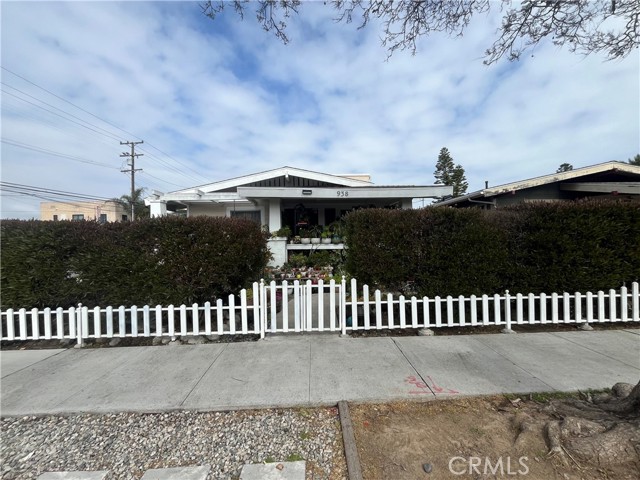 Detail Gallery Image 7 of 31 For 938 Stanley Ave, Long Beach,  CA 90804 - – Beds | – Baths