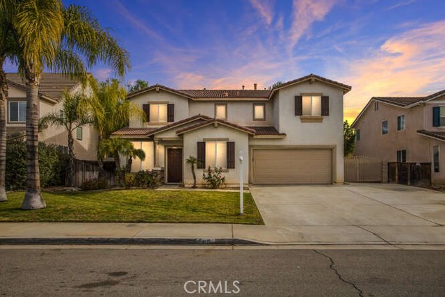 8068 La Crosse Way, Riverside, CA 92508