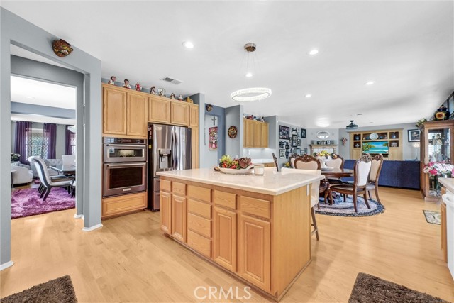 Detail Gallery Image 12 of 47 For 7154 Ohio River Dr, Corona,  CA 91752 - 5 Beds | 4 Baths