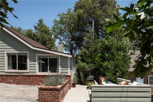 29196 Lake Brook Avenue, Cedar Glen CA: https://media.crmls.org/medias/662e4cc6-c1ec-4c15-9ac1-66afbc59b09f.jpg