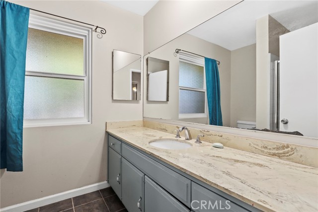 8031 Canby Ave, 4 photo 20
