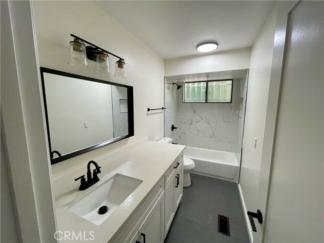 6656 Reservoir Lane, San Diego CA: https://media.crmls.org/medias/662ed212-b951-40b0-b9eb-75f3e5d39a7b.jpg