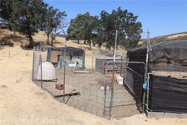 22605 Cascio Way, Lower Lake CA: https://media.crmls.org/medias/662ed61a-e06e-4a44-9bea-aaa4cd6d0ad7.jpg