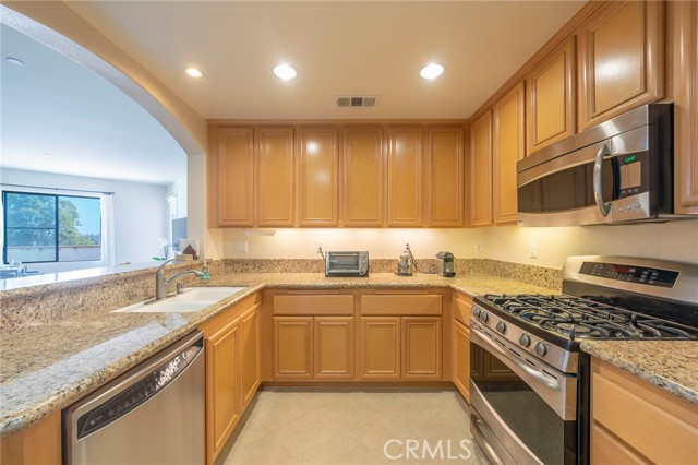 2001 Artesia Boulevard, Redondo Beach, California 90278, 1 Bedroom Bedrooms, ,1 BathroomBathrooms,Residential,Sold,Artesia,SB22021546