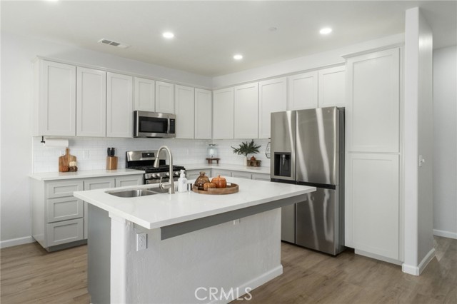 Detail Gallery Image 14 of 31 For 775 775 Kimball Ln, Hanford,  CA 93230 - 3 Beds | 5 Baths