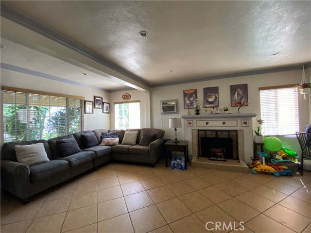 Detail Gallery Image 10 of 31 For 3049 San Ignacio Dr, El Monte,  CA 91732 - 3 Beds | 2 Baths