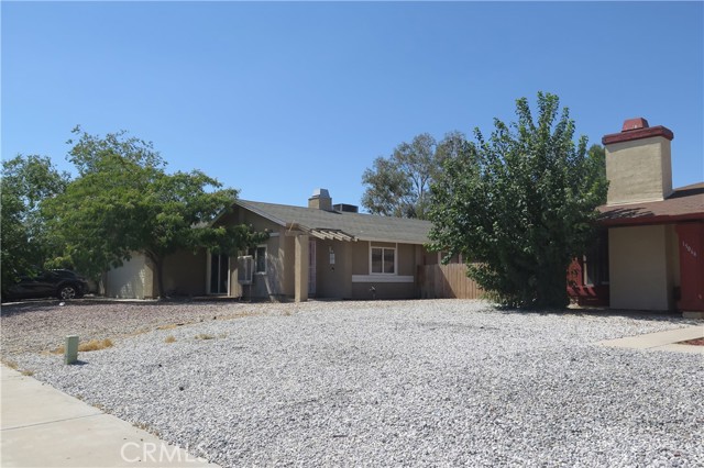 Detail Gallery Image 3 of 6 For 15056 Dakota St, Victorville,  CA 92394 - 3 Beds | 2 Baths