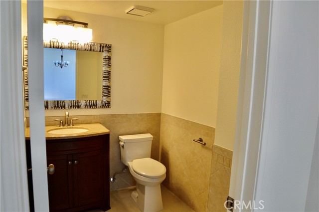 1 Genoa, Laguna Niguel CA: https://media.crmls.org/medias/663185b8-d863-4226-81e7-9fc939f99108.jpg