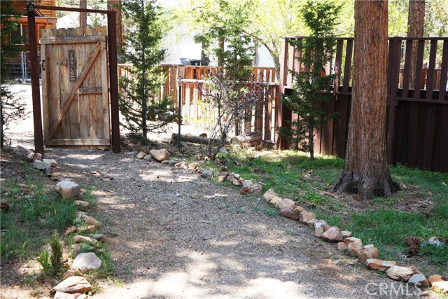 Detail Gallery Image 18 of 19 For 657 Moreno Ln, Sugarloaf,  CA 92386 - 2 Beds | 1 Baths