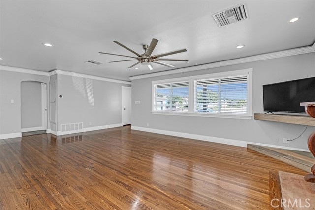 Detail Gallery Image 9 of 53 For 7451 Western Ave, Buena Park,  CA 90620 - 3 Beds | 2 Baths