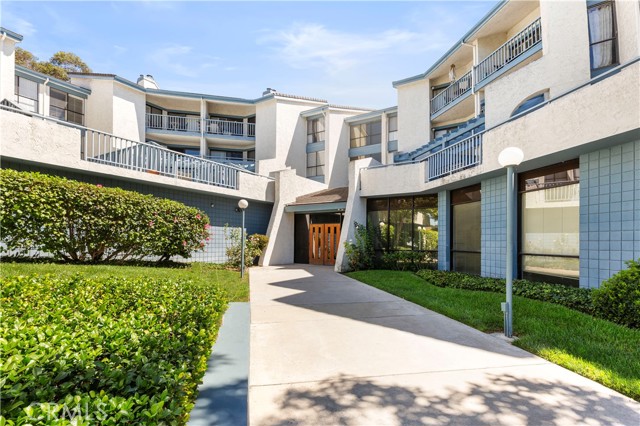 Detail Gallery Image 20 of 30 For 4260 via Arbolada #304,  Los Angeles,  CA 90720 - 1 Beds | 1 Baths