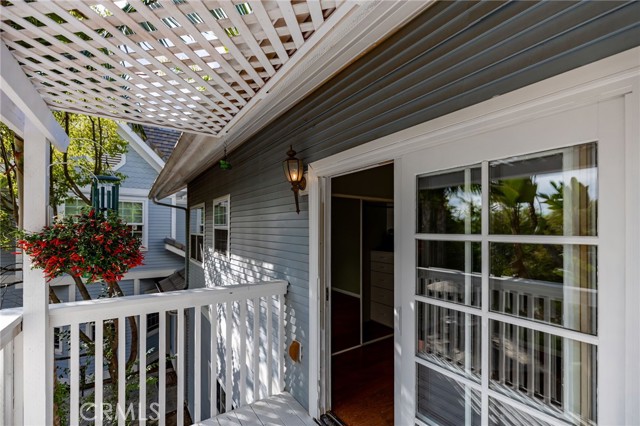 3352 Via Zara, Fallbrook CA: https://media.crmls.org/medias/6632c2ce-9844-413d-8dd0-878bbf023cc5.jpg