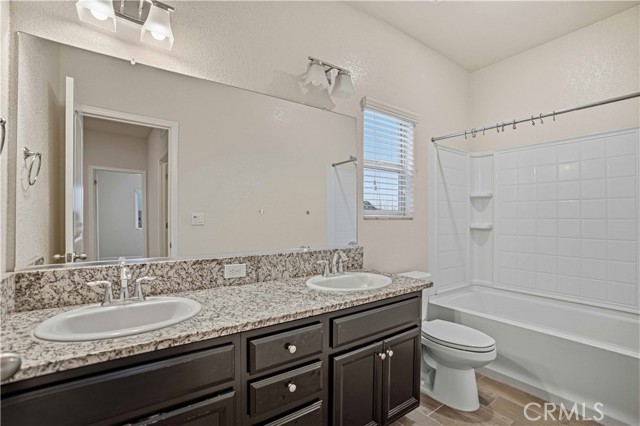 Detail Gallery Image 18 of 39 For 4852 Kinross Ct, Merced,  CA 95348 - 4 Beds | 2/1 Baths