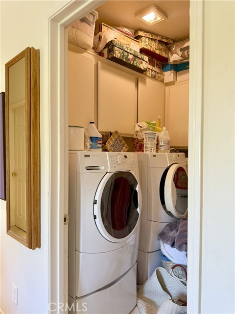 48 Hawksmoor, Aliso Viejo CA: https://media.crmls.org/medias/66341e49-0e8d-467d-b777-cceb2cb4bb78.jpg