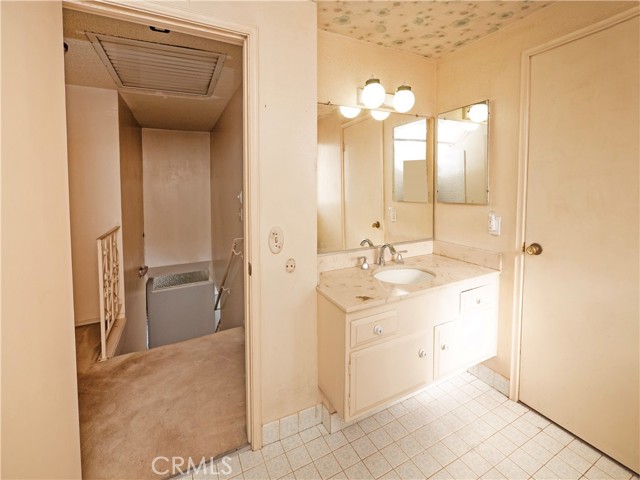 Detail Gallery Image 15 of 23 For 4424 Calada, Pico Rivera,  CA 90660 - 4 Beds | 2 Baths