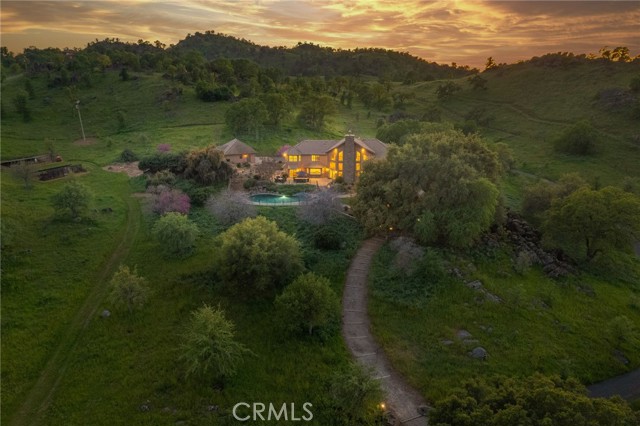 Detail Gallery Image 37 of 75 For 16115 Deer Path, Clovis,  CA 93619 - 5 Beds | 3/1 Baths