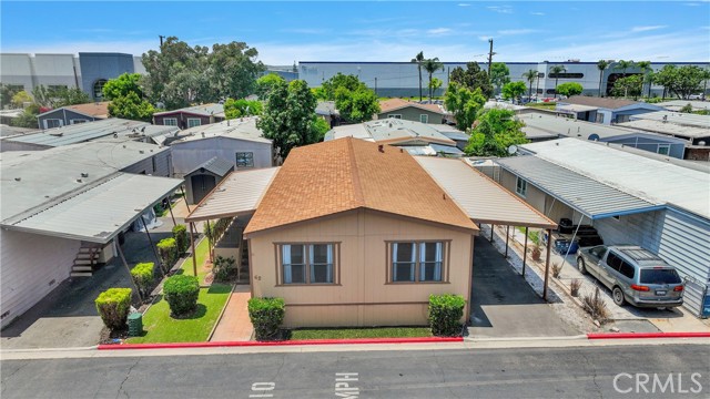 350 S Willow Avenue, Rialto CA: https://media.crmls.org/medias/66360376-01bb-43b5-b7bb-9b81414288d6.jpg