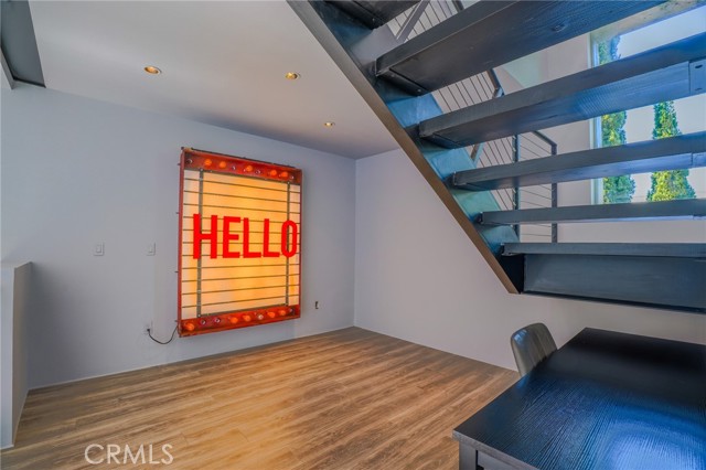 1011 N Orange Grove Avenue, West Hollywood CA: https://media.crmls.org/medias/663657f7-6295-47de-b119-b7627fd2b957.jpg