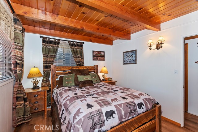 Detail Gallery Image 19 of 36 For 42759 Peregrine Ave, Big Bear Lake,  CA 92315 - 3 Beds | 2 Baths