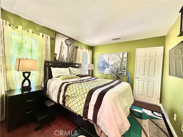 Detail Gallery Image 12 of 25 For 24702 Montevista, Valencia,  CA 91354 - 3 Beds | 2 Baths