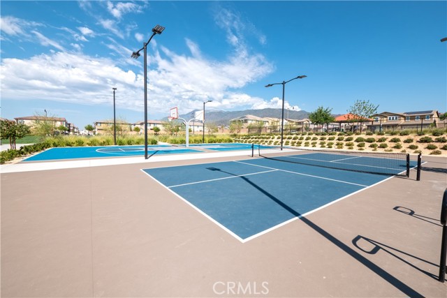 Detail Gallery Image 61 of 69 For 16657 Snowdrop Ln #2,  Fontana,  CA 92336 - 4 Beds | 3 Baths
