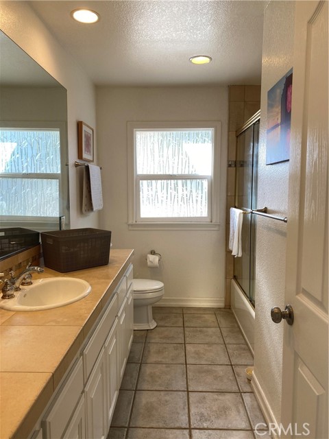 42980 Calle Montecillo, Temecula CA: https://media.crmls.org/medias/66373350-20e8-49e8-aa1f-c3eeac789b6c.jpg