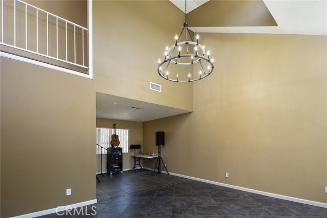 Detail Gallery Image 7 of 35 For 697 E Peach St, San Jacinto,  CA 92583 - 3 Beds | 2/1 Baths