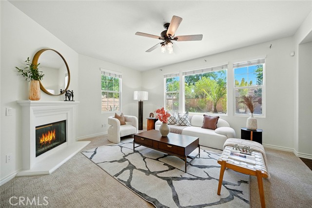 Detail Gallery Image 7 of 47 For 4331 Altivo Ln, Corona,  CA 92883 - 4 Beds | 3 Baths