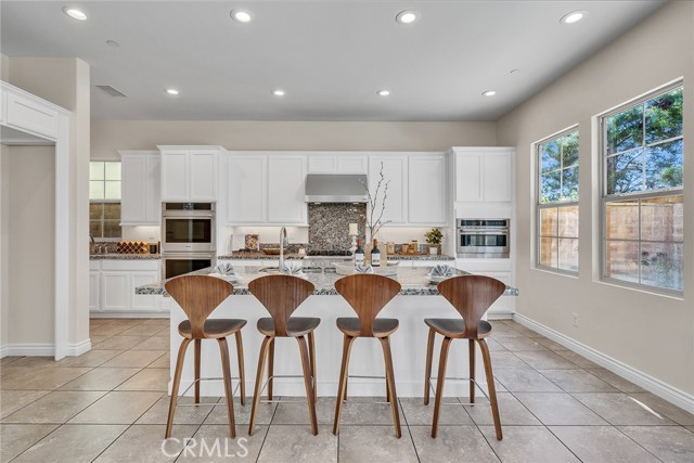 Detail Gallery Image 18 of 70 For 60 Sherwood, Irvine,  CA 92620 - 5 Beds | 6/1 Baths