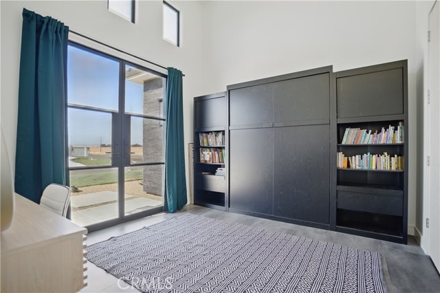 1901 E Sorrento Court, Merced CA: https://media.crmls.org/medias/66384b9c-c7e8-4efe-9b8c-becf6132403c.jpg