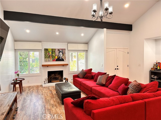 Detail Gallery Image 6 of 29 For 17400 Laurelbrook Ct, Cerritos,  CA 90703 - 3 Beds | 2 Baths