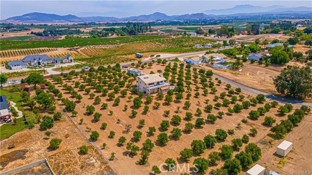 33851 Madera De Playa, Temecula CA: https://media.crmls.org/medias/6639e146-f5a6-41e6-bb40-405088019eb3.jpg