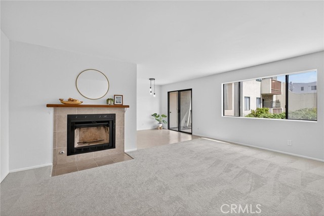 Detail Gallery Image 3 of 33 For 1715 259th Street #4,  Lomita,  CA 90717 - 2 Beds | 1 Baths