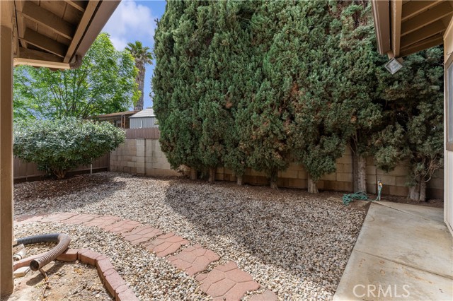 17105 Aragon Drive, Perris CA: https://media.crmls.org/medias/663adb13-d272-4ba2-8313-bc68191ffd48.jpg