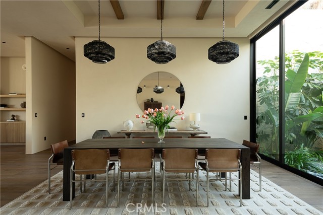 5824 Manton Avenue, Woodland Hills CA: https://media.crmls.org/medias/663b528f-5fb8-42b3-8acb-c15eeeaceeca.jpg