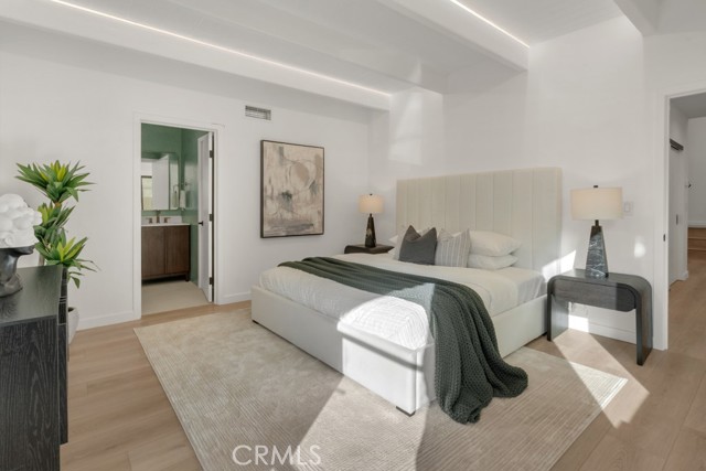 58 66th Place, Long Beach CA: https://media.crmls.org/medias/663c94ce-6f8d-4492-9425-b04a4438d2cf.jpg