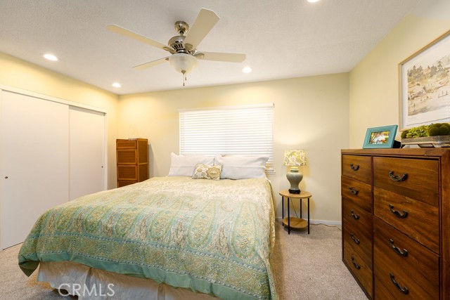 Image 20 of 44 For 18011 Shoreview