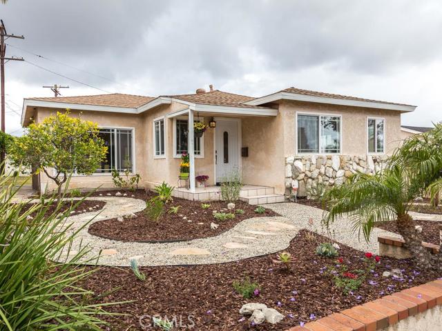 2061 Trudie Drive, Rancho Palos Verdes, California 90275, 3 Bedrooms Bedrooms, ,3 BathroomsBathrooms,Residential,Sold,Trudie,PV16099864