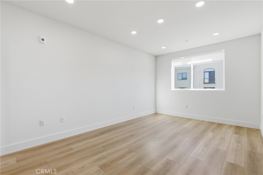 MLS #SR25269560 image #8