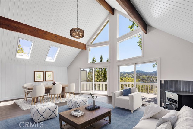 28720 Zion Drive, Lake Arrowhead CA: https://media.crmls.org/medias/663d8535-fa87-48cb-b9de-6335c1da415b.jpg