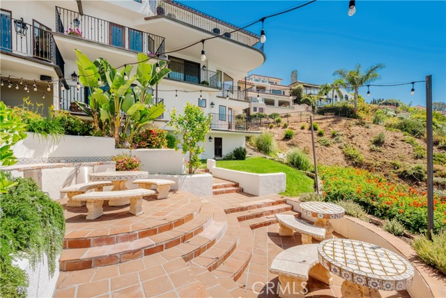 Detail Gallery Image 31 of 43 For 32061 Coast Hwy, Laguna Beach,  CA 92651 - 4 Beds | 4/2 Baths