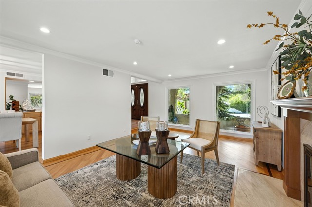 Detail Gallery Image 5 of 40 For 24415 Lemay St, West Hills,  CA 91307 - 5 Beds | 3 Baths