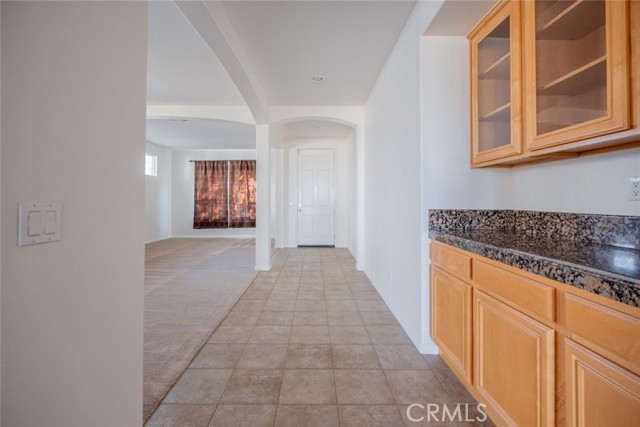 Detail Gallery Image 5 of 32 For 4307 Club Vista Dr, Palmdale,  CA 93551 - 4 Beds | 3 Baths