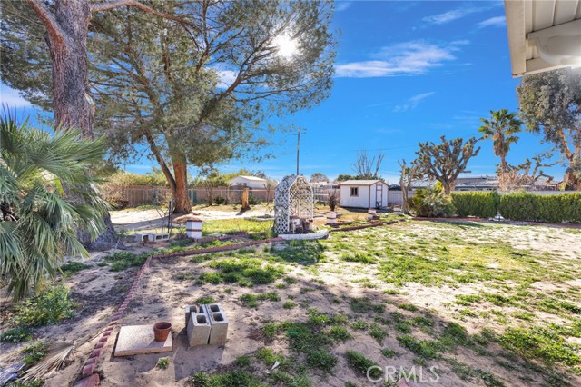 Detail Gallery Image 52 of 58 For 13027 Quapaw, Apple Valley,  CA 92308 - 4 Beds | 3/1 Baths