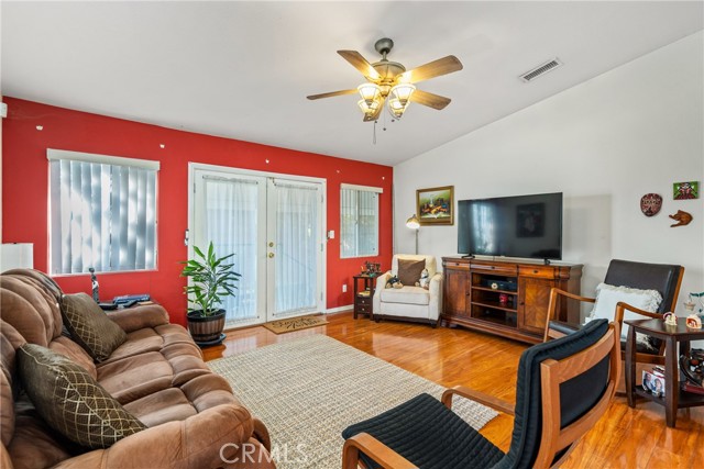Detail Gallery Image 11 of 36 For 5528 Elmwood Rd, San Bernardino,  CA 92404 - 3 Beds | 2 Baths
