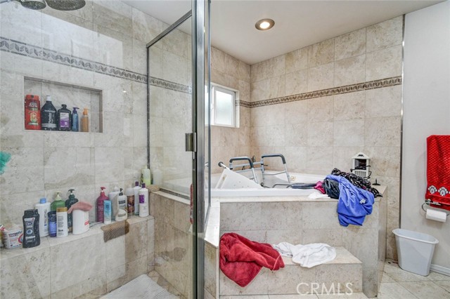 Detail Gallery Image 8 of 30 For 14360 Merced Ave, Baldwin Park,  CA 91706 - 5 Beds | 3 Baths